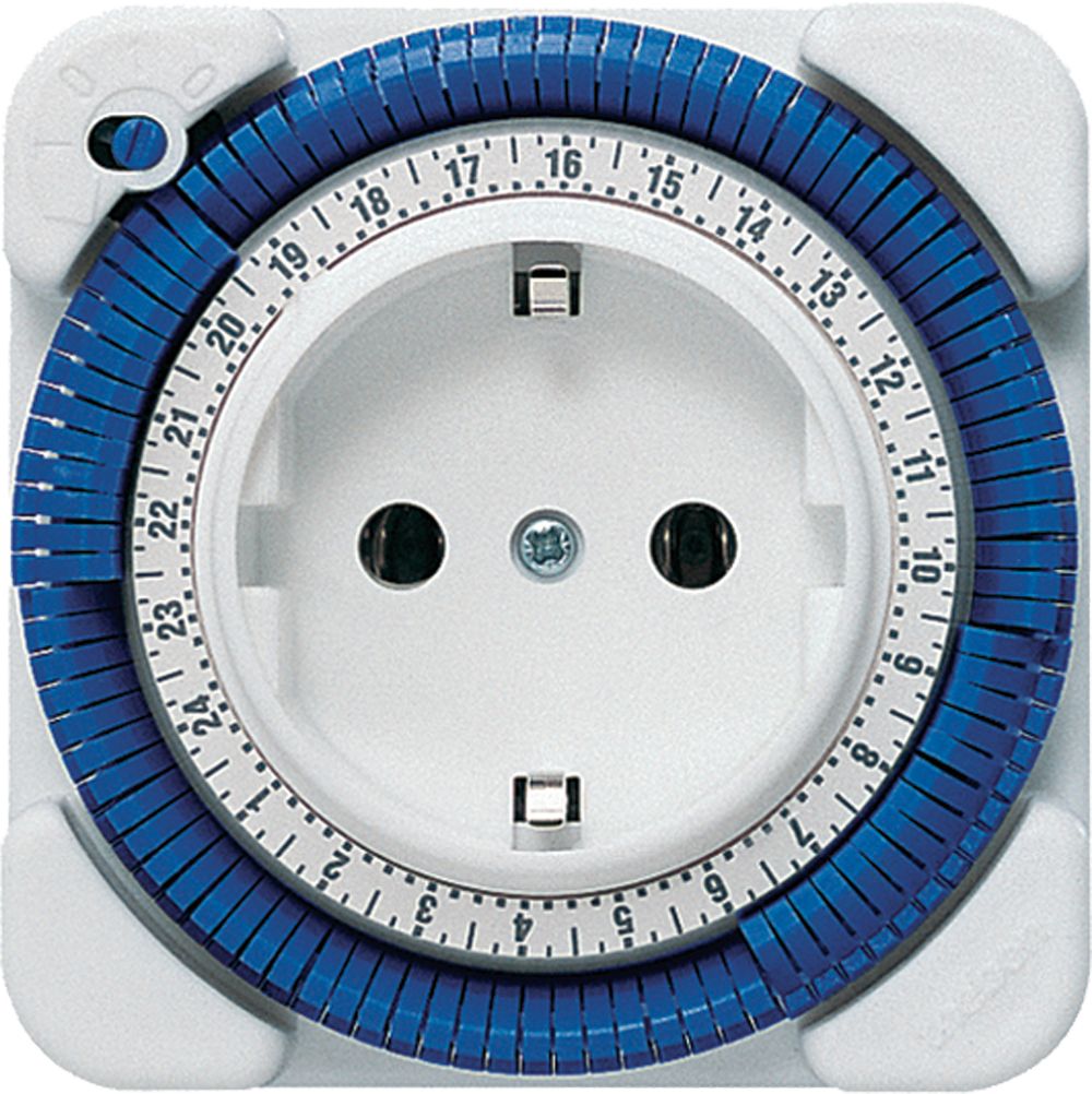 Steckdosenschaltuhr IP20 Tage analog 230V 16A 15min Zwischensteck/Steckd