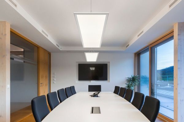 LED-Pendelleuchte 40W 4000K 4400lm Konv sym 1LED LED nicht austauschbar IP20