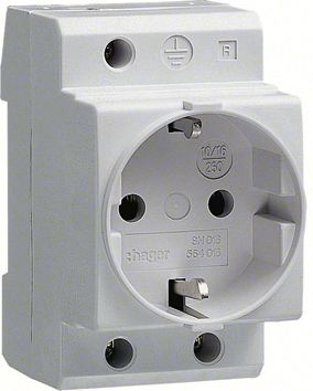 Steckdose REG 250V/AC 16A Klappd 2,5TE 70mm IP20