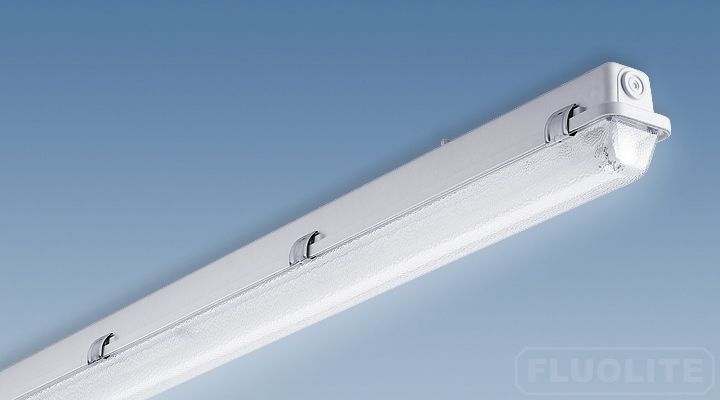 Feuchtraumleuchte 58W T8 ws EVG IP65 G13 1571x90x105mm