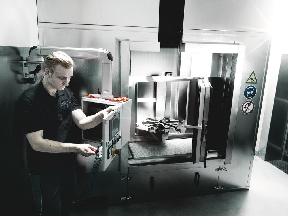 Schraubendreher Kreuz Pm1 isol 80mm ger 2Komp PlusMinus1 VDE Antimagnetisch