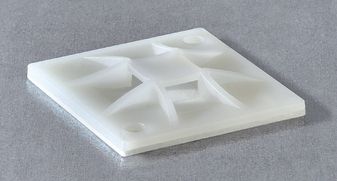 Befestigungssockel Kst natur 4mm Ø3,1mm 20x20x3,7mm PA kleben/schrauben -40-85°C