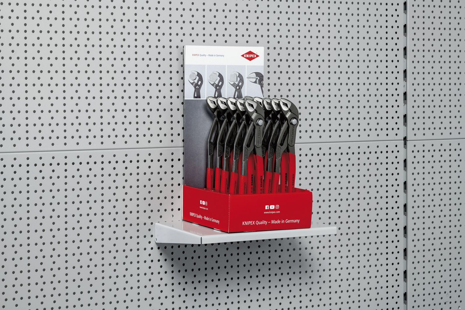 Lochplattenwand Regalboden