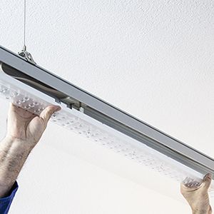 LED-Geräteträger 37W 4000K 6074lm 1LED Konv elektr.Trafo IP64 ws 55x1535x67mm