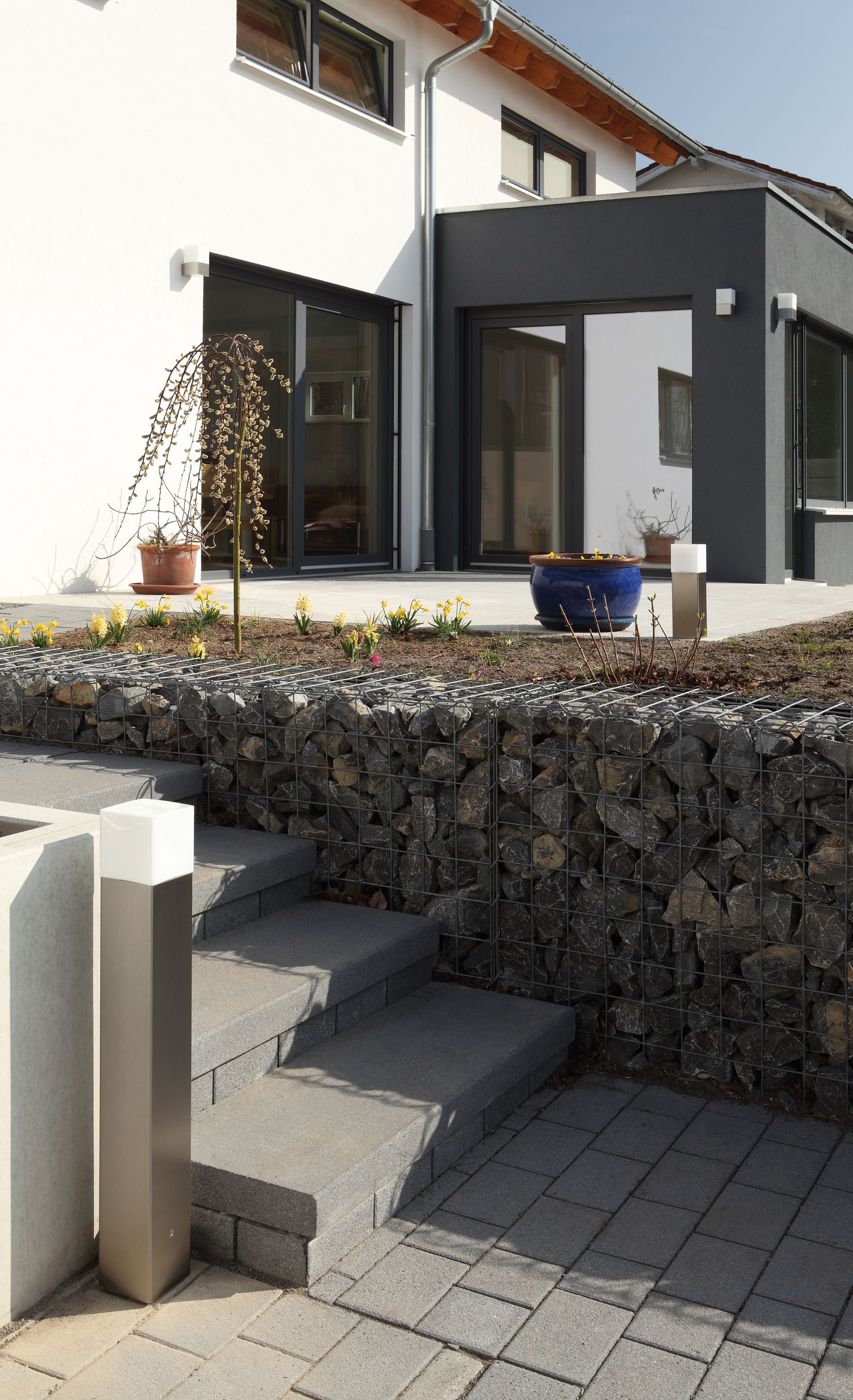 Wandanbauleuchte 100W HV edst IP44 E27 145x120x205mm