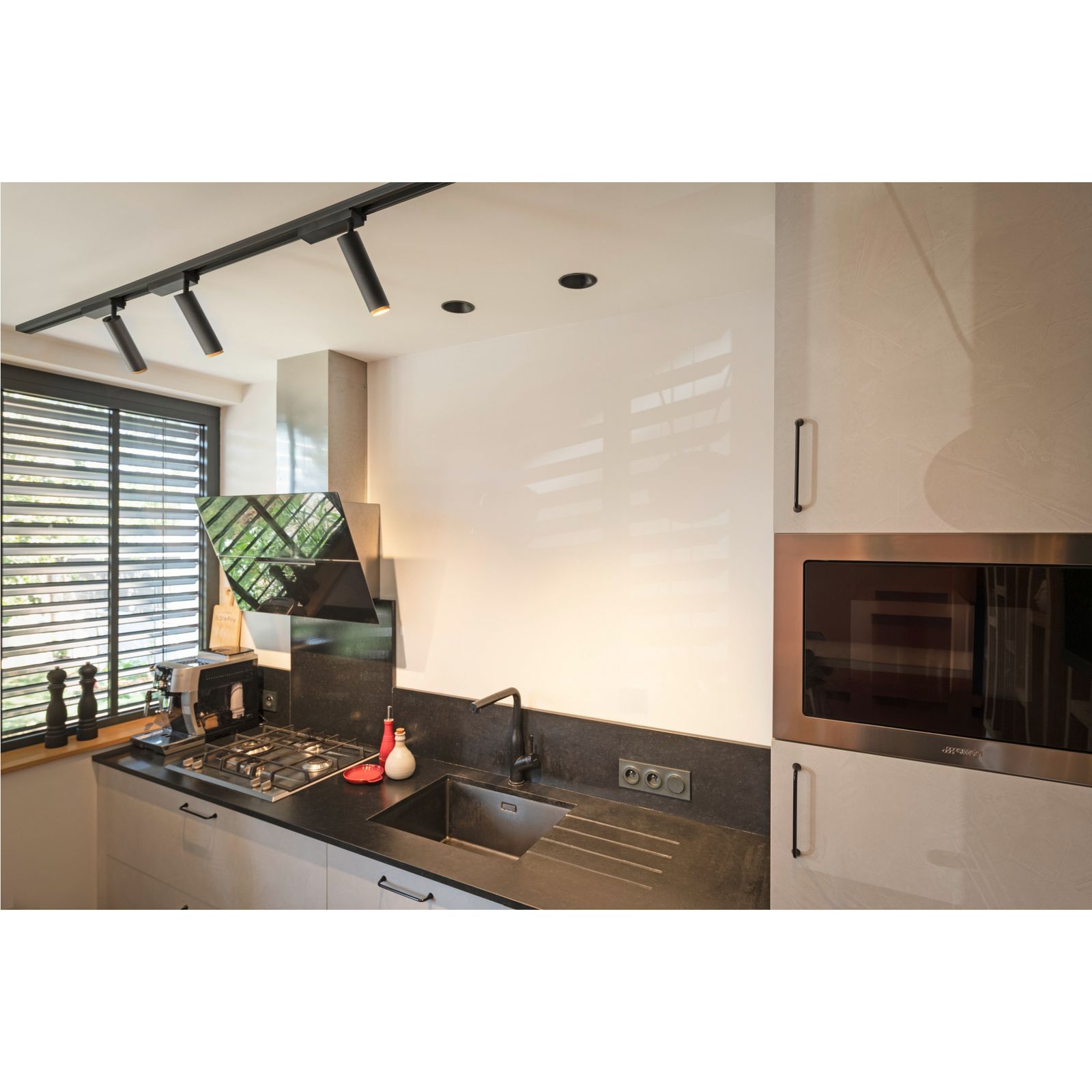 LED-Schienenstrahler 20W 2700K 1810lm Konv sw mt 1LED Alu IP20 RF:matt