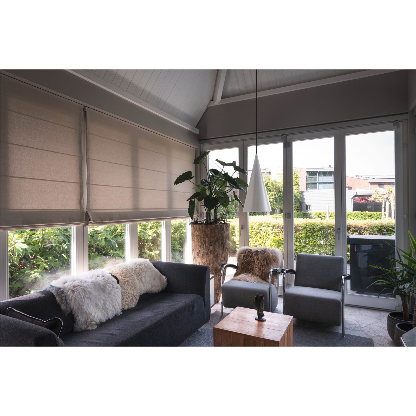 LED-Pendelleuchte 10W E27 IP20 1LED LED austauschbar Ø210mm