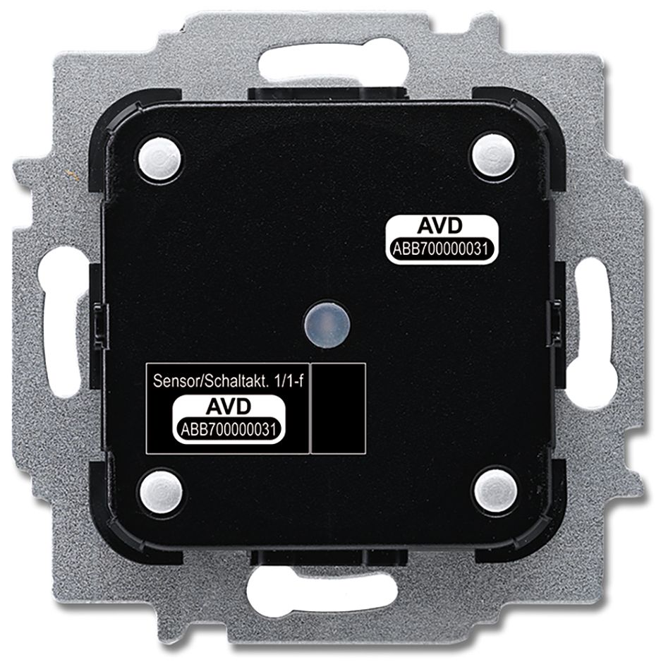 Schaltaktor free@home free@home UP TE 1f 10A 2300W 230V Vor Ort-/Handbedienung