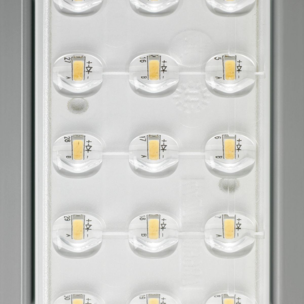 LED-Geräteträger 35W Maxos 3000K 5500lm 1LED elektr.Trafo IP20 si 63x1478x50mm