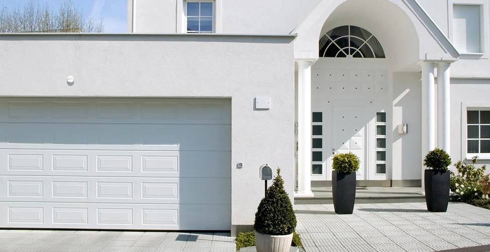 Bewegungsmelder AP 0-180° Basic 230V sw mt IP44 800W