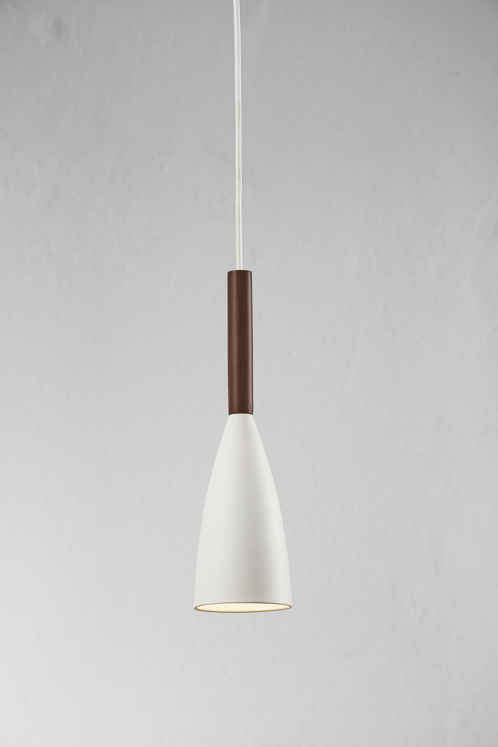 Pendelleuchte 40W Pure HV E27 sym IP20 Ø100mm