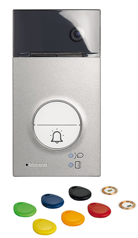 Türstation AP si 2RT Bus m.Kamera Mit Kamera 100x190x26mm