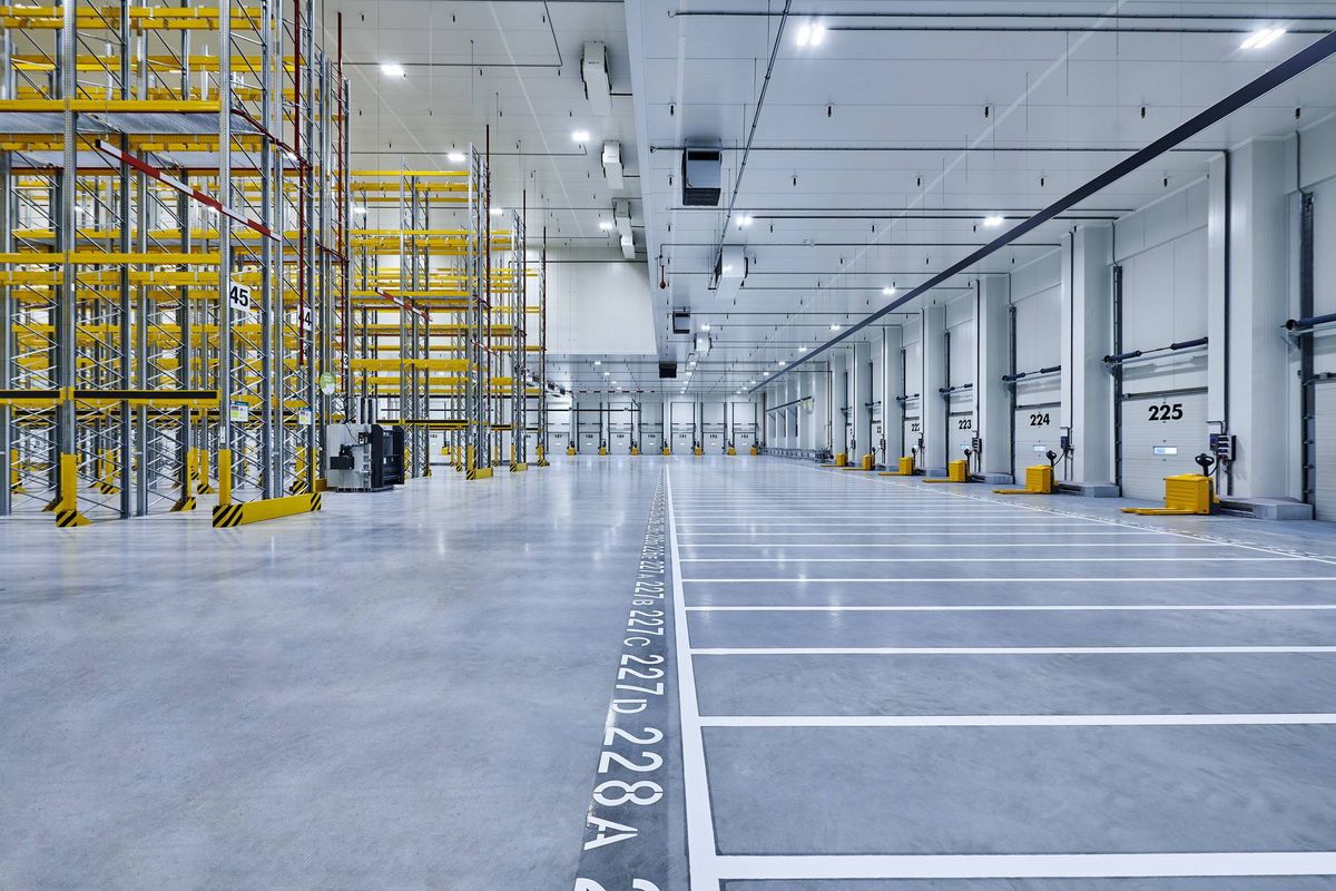 LED-Hallenleuchte 157W 4000K 26700lm sym Konv DALI 4LEDs Dimmung DALI IP65