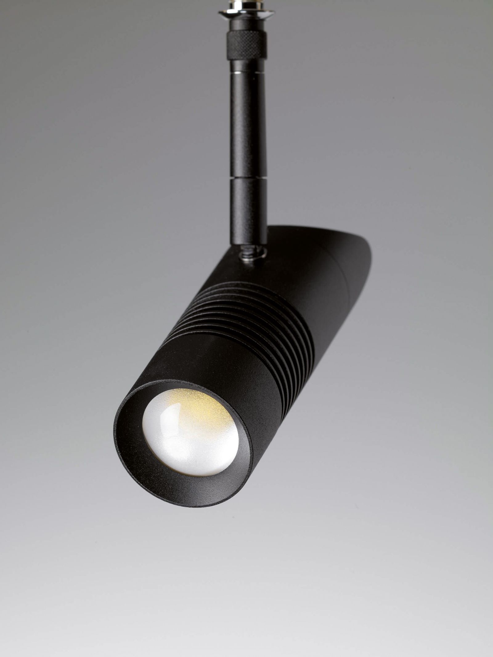LED-Anbaustrahler 11W A LITTLE BIT MORE 2700K Konv 1LED 1000lm Alu IP20 sw mt
