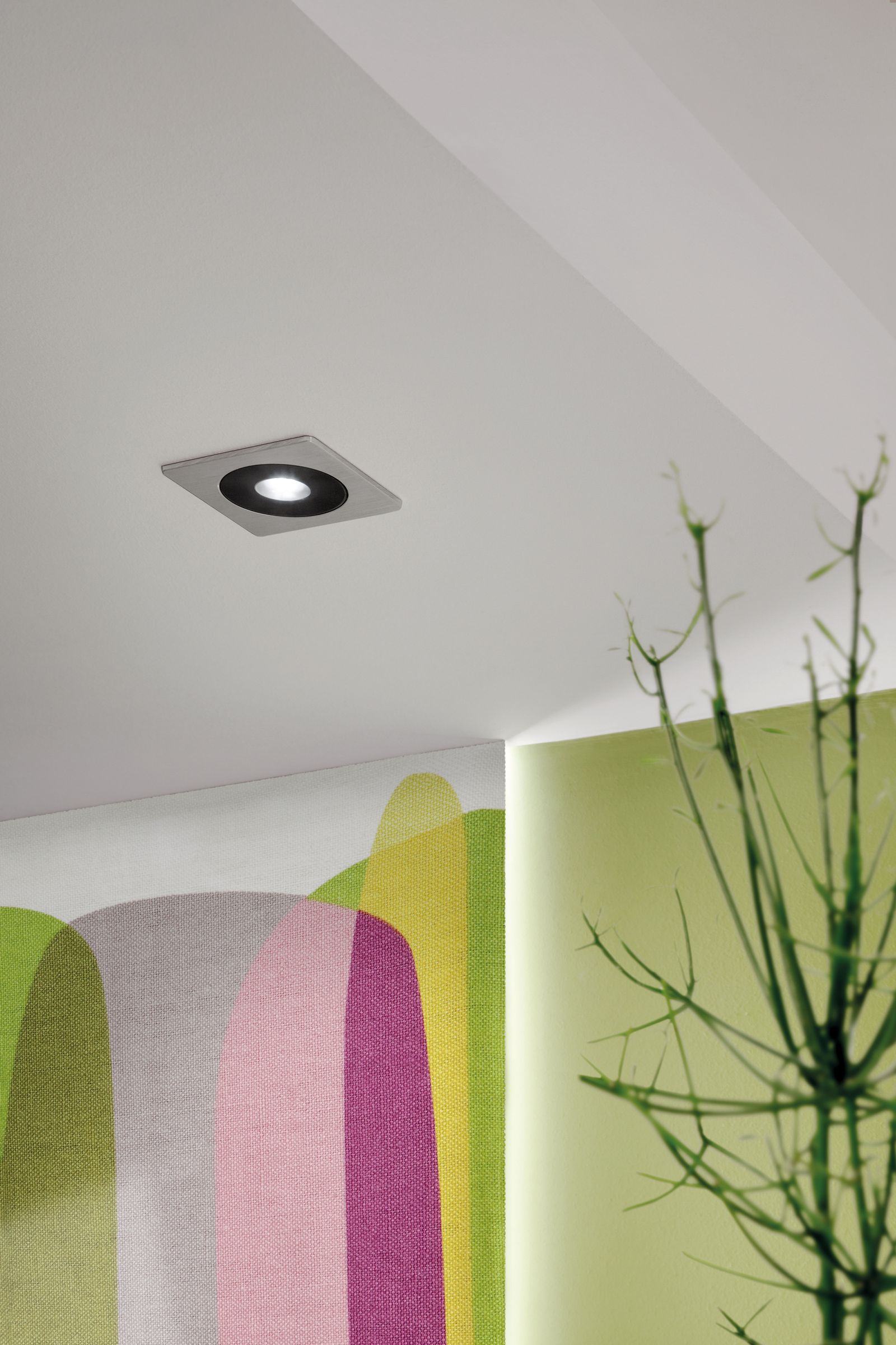 LED-Einbaustrahler 7,5W 3000K 450lm Konv ws mt 1LED Alu IP20 Ø/EB78mm 90x90x14mm