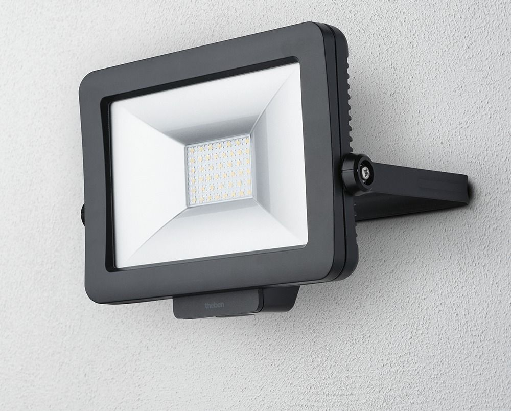 LED-Anbaustrahler 30W theLeda 5000K Konv 2050lm 1LED Alu IP65 sw mt RF:matt