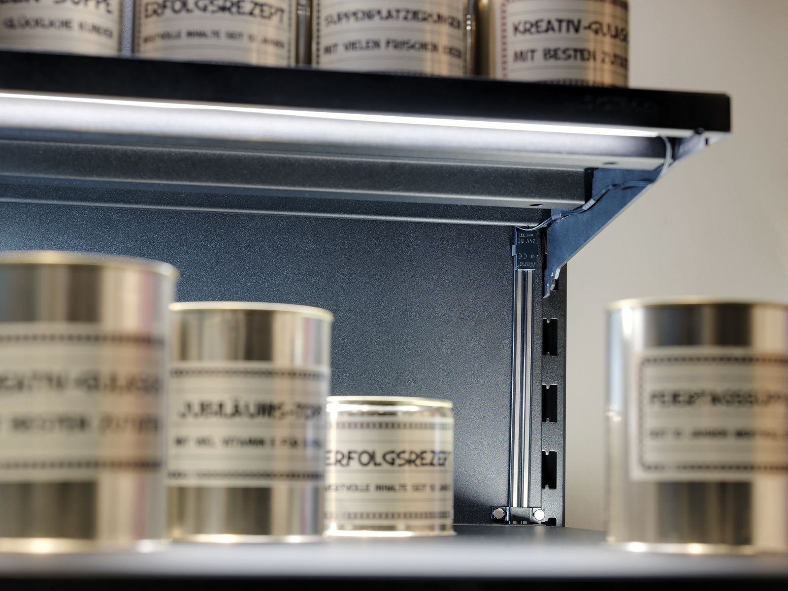 Stromschiene 2600mm sw 24V 16x3,2mm rechteck