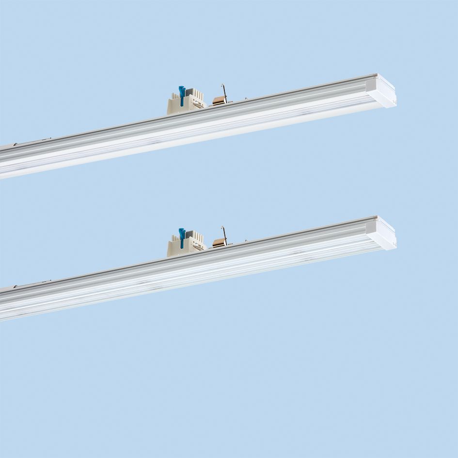LED-Geräteträger 55W 4000K 8100lm 1LED Konv IP54 ws 67x1500x66mm Dimmung DALI