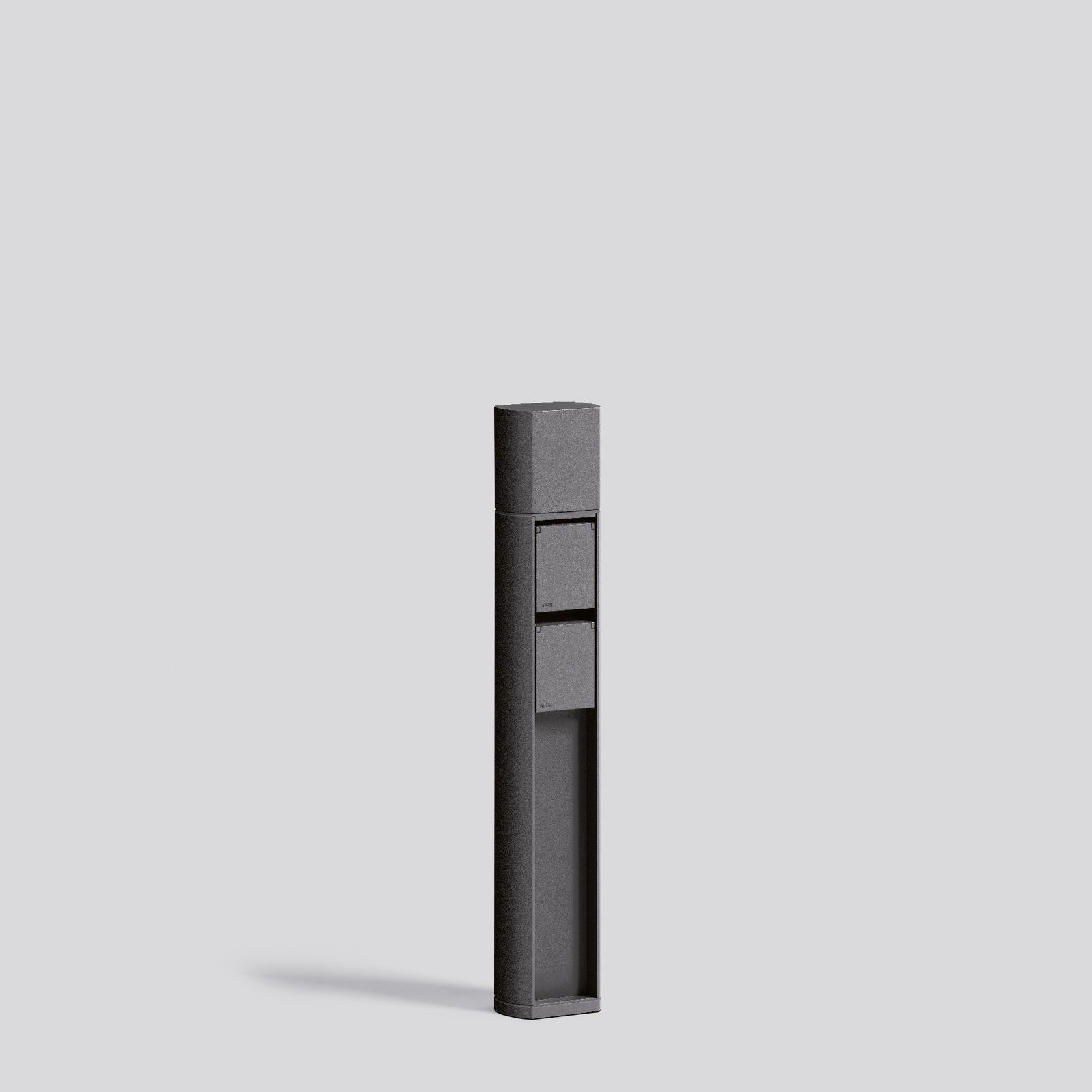 Steckdosensäule Metall gr 2Steckd IP44 600x110x75mm graphit