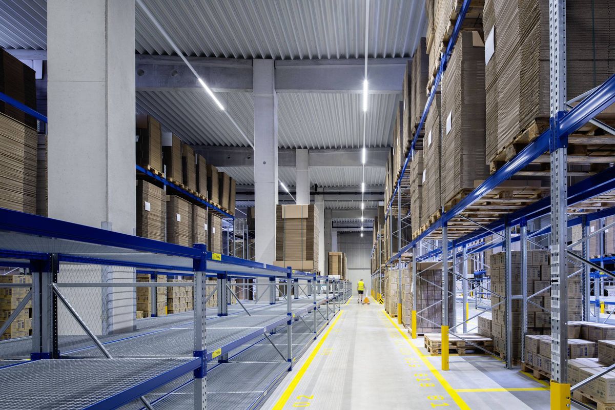 LED-Geräteträger 71W E-Line Fix 6500K ws 10500lm 1LED elektr.Trafo IP50