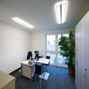 LED-Deckenanbauleuchte 36W 3000K 4568lm ws Konv Dimmung DALI IP20 1250x321x39mm