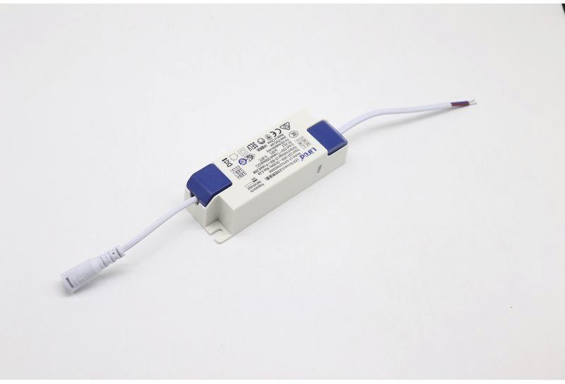 LED-Einbaustrahler 19W UNISIZErimless ws 1LED 3000-5700K 1900lm Kst IP20 mt