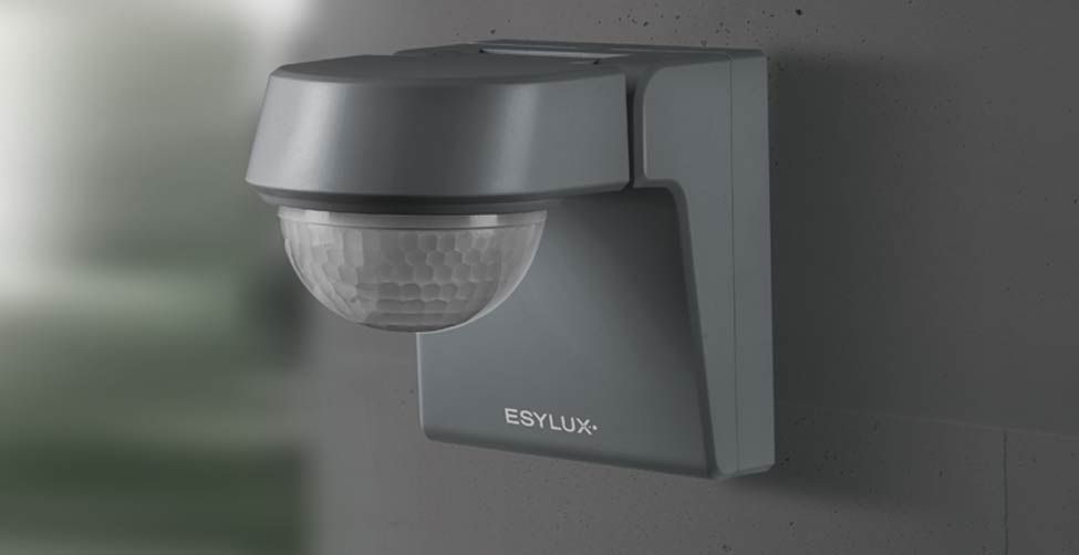 Bewegungsmelder AP 0-230° Defensor IP55 220-240V ws mt Fernbedienbar 2300W