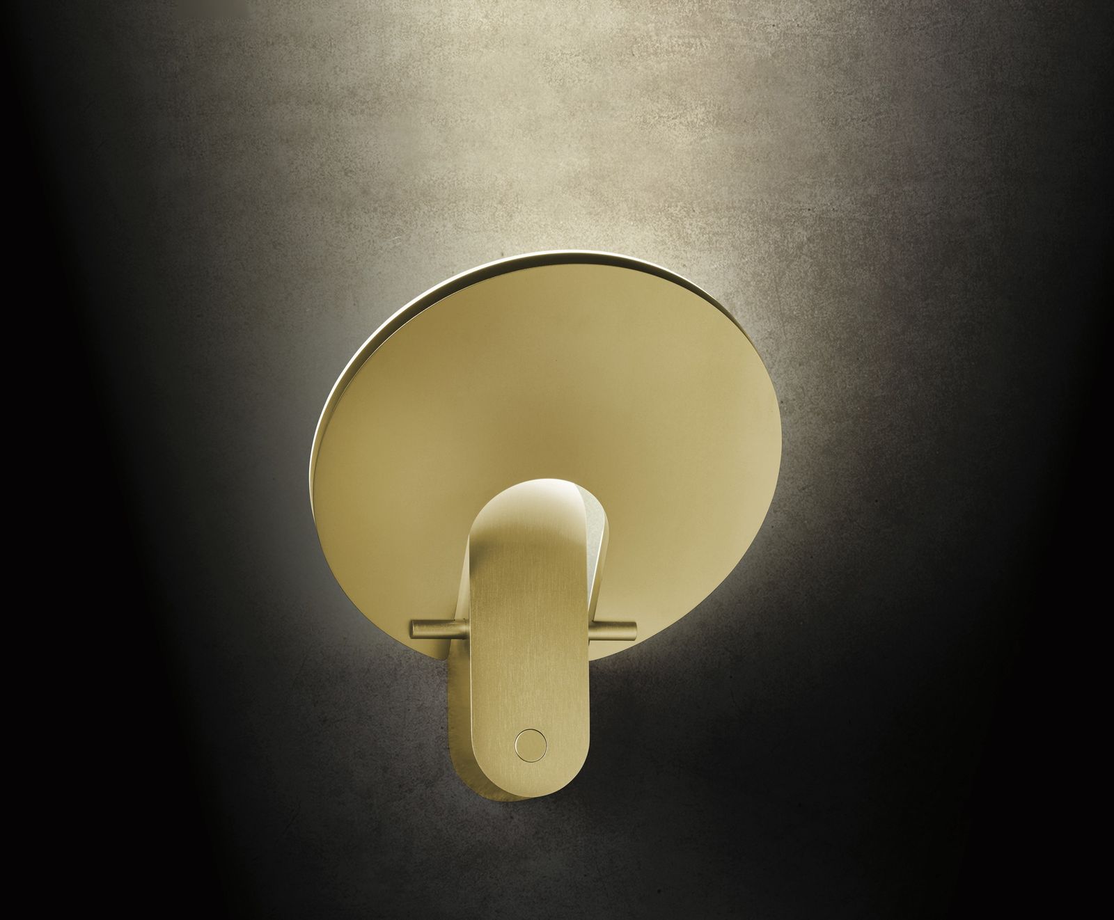 LED-Wandanbauleuchte SUPERNOVA 18W 2700K 2600lm messing Konv IP20 Ø230x290mm