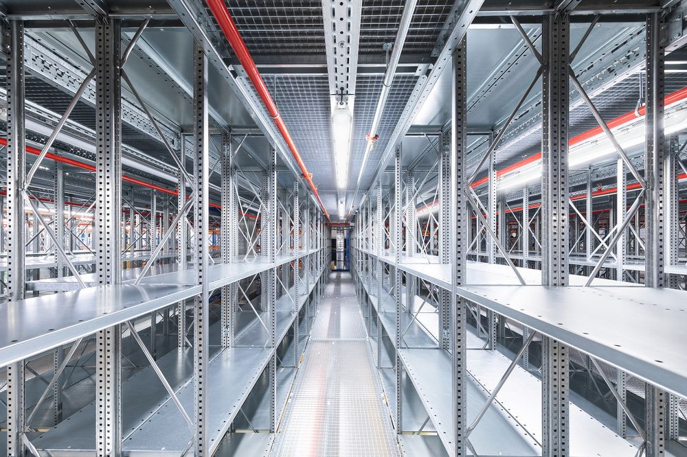 LED-Feuchtraumleuchte 32W 6500K 4000lm gr Konv Dimmung DALI IP65 1200x82x68mm