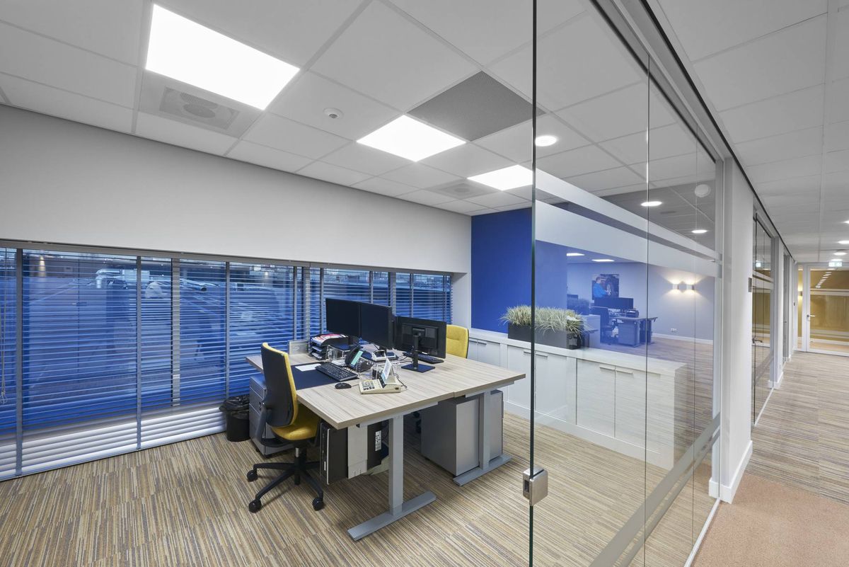 LED-Panel 620x620mm twenty3 31W 3600lm 3000-4000K ws Konv IP40