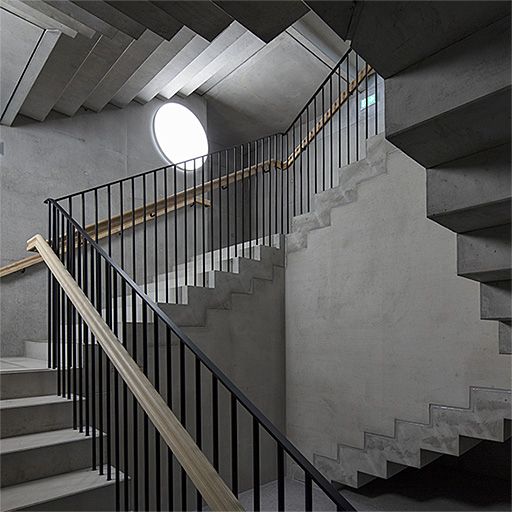 LED-Anbauleuchte 82,8W 2700-6500K 7770lm sw Konv Dimmung DALI IP20 Ø870x85mm