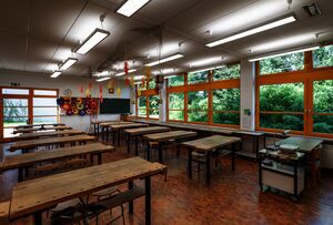 LED-Pendelleuchte 28-51W 4000K 6800lm Konv sym 1LED LED nicht austauschbar