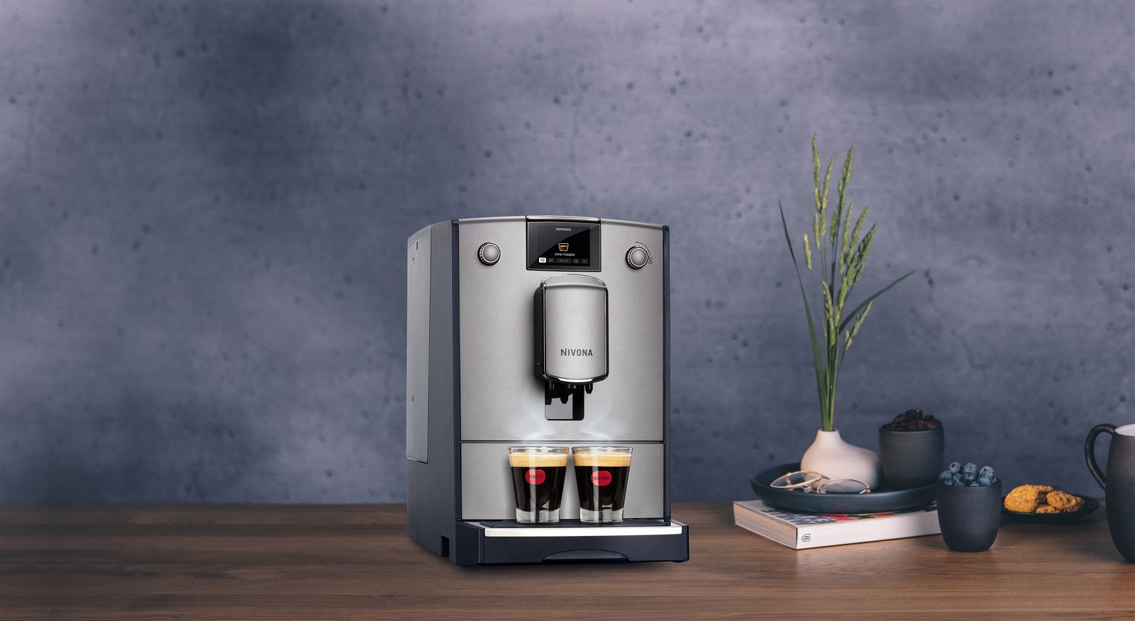 Kaffeevollautomat Caf/Cap ti Milchschaum m.Display Cafe/Capp titan Stand 15bar
