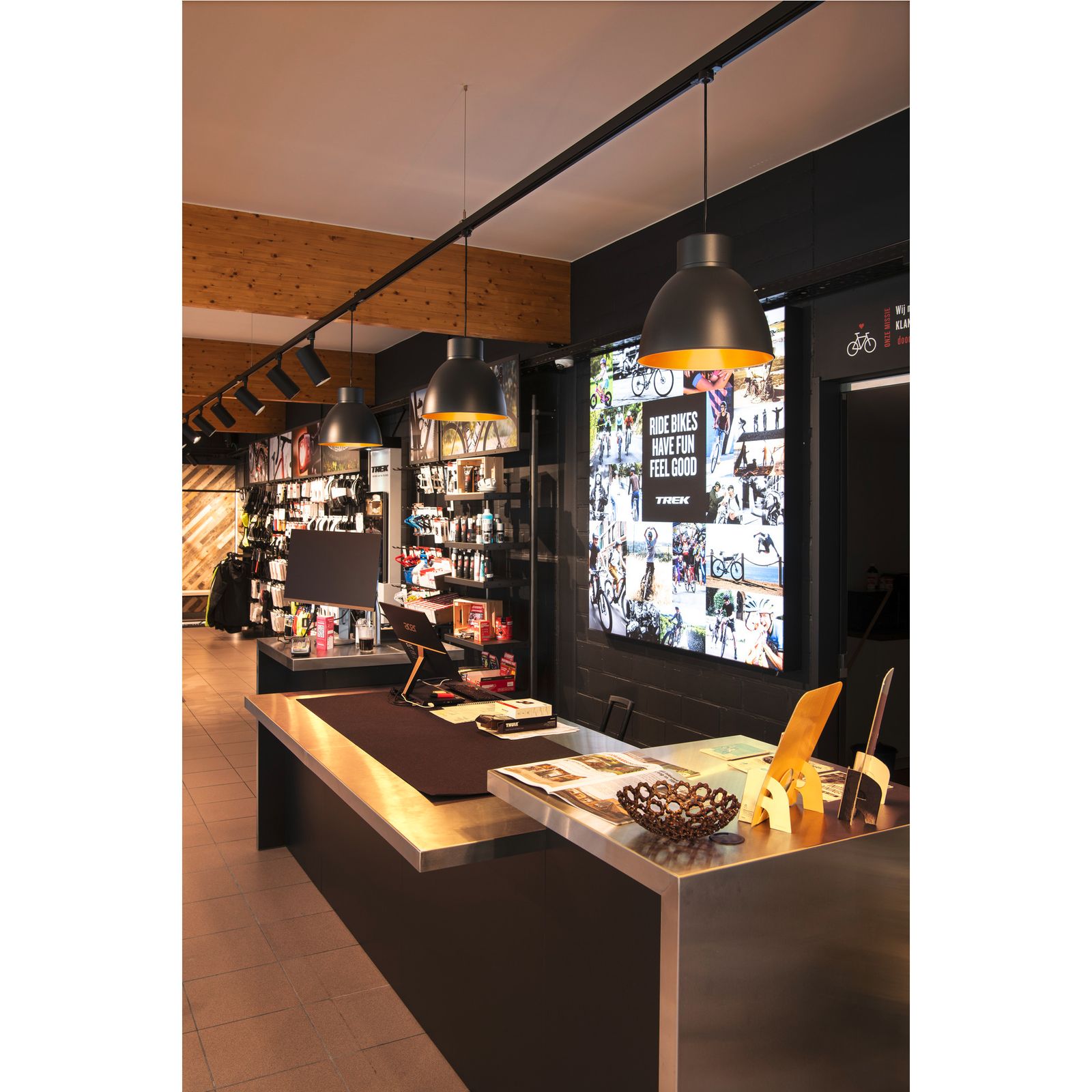 Schirm sw sym dir/indir Alu Ø308x206mm