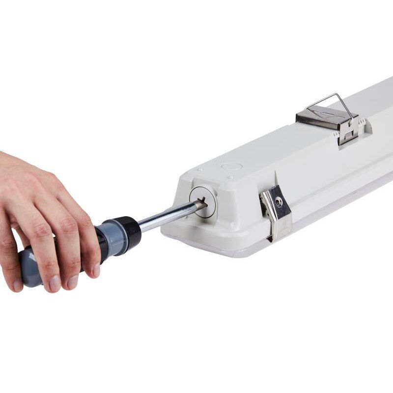 LED-Feuchtraumleuchte MISTRALsensor 39W 4000K 5390lm gr Konv IP66 BWM