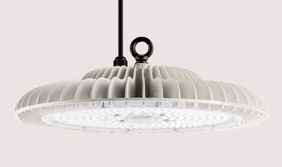 LED-Hallenleuchte 79W COMO BL 4000K 1LED 13800lm sym IP65 Mit Schutzabdeckung