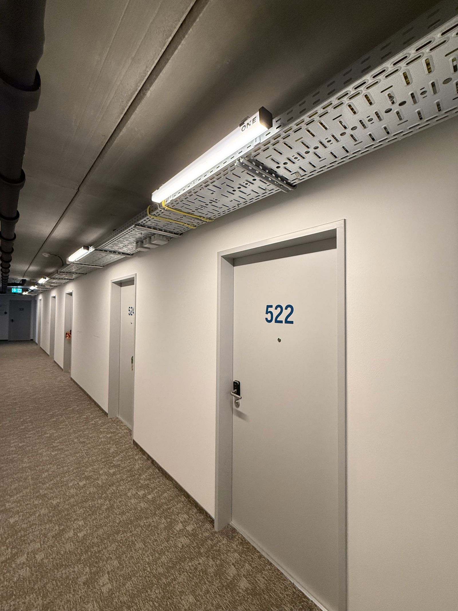 LED-Anbauleuchte KATLA ONE 32W Konv IP65 farblos