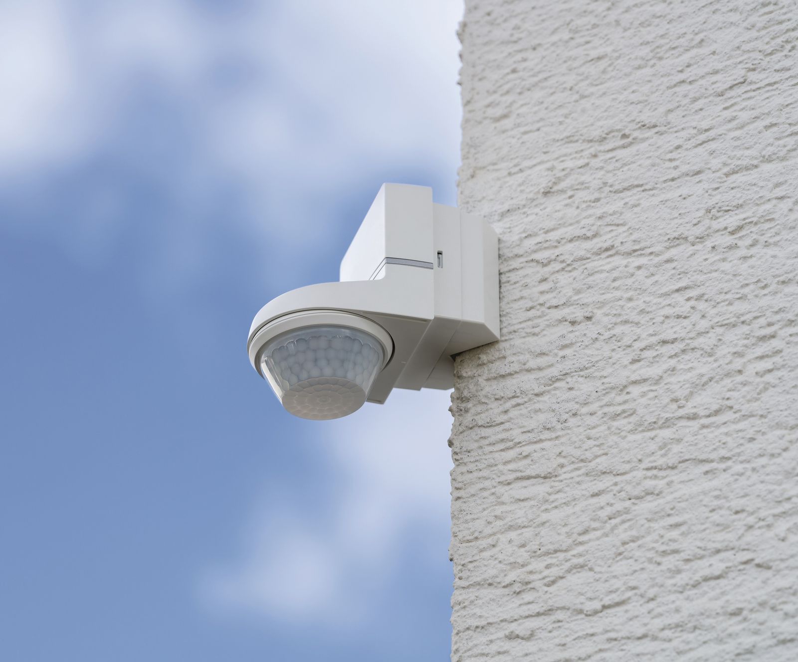 Bewegungsmelder AP 0-280° 230V ws mt IP55 fernb 2300W