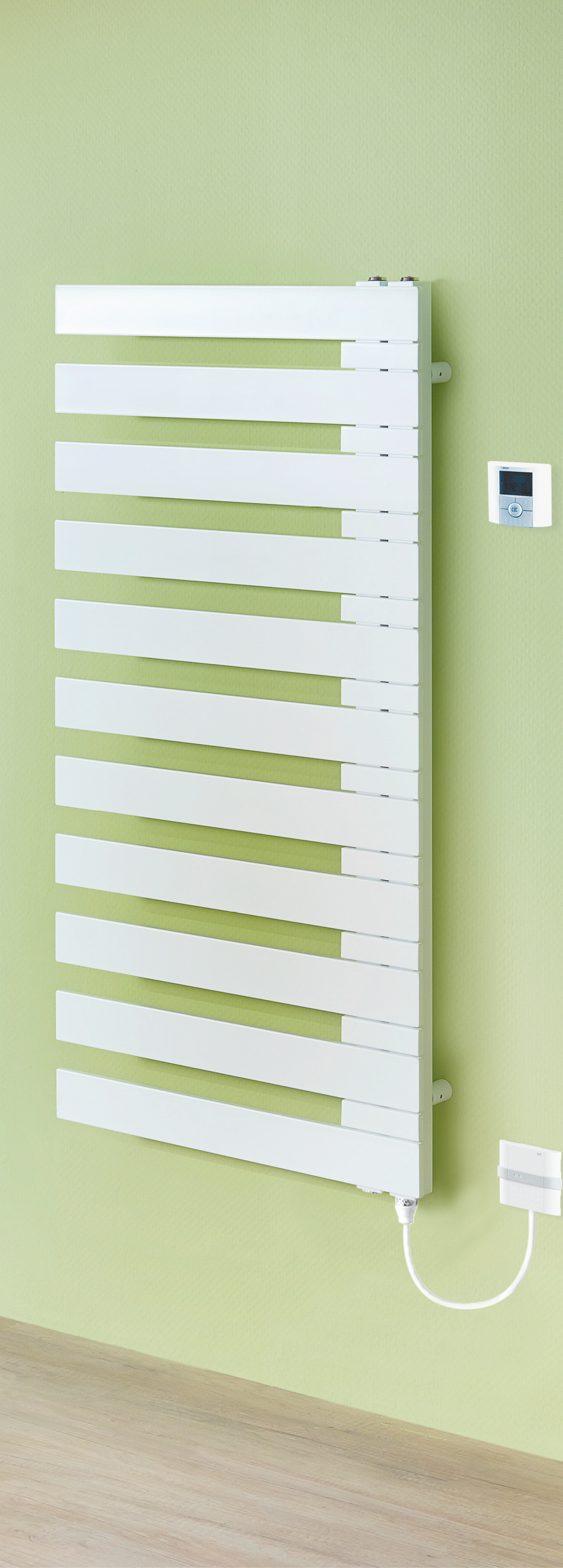 Bemm Badheizkörper Triola E 1514 x 600 mm, platinum, rein elektrisch, wendbar