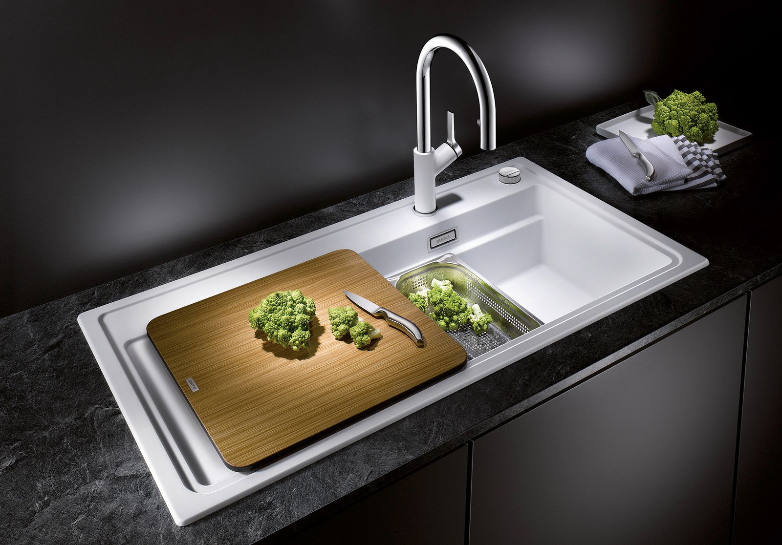 Blanco Spüle ZENAR XL 6 S DampfgarPlus SILGRANIT 100 x 51 cm, PuraDur anthrazit, rechts, mit Holzschneidbrett
