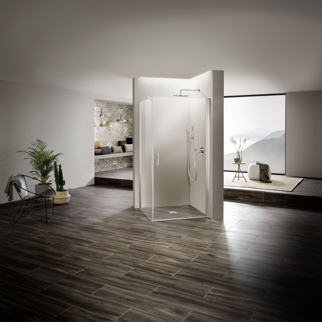 Kermi Pendeltür Pega 1-flügelig 75 x 200 cm, silber hochglanz ESG klar Dekor Stripe 4 Clean, rechts, auf Duschwanne