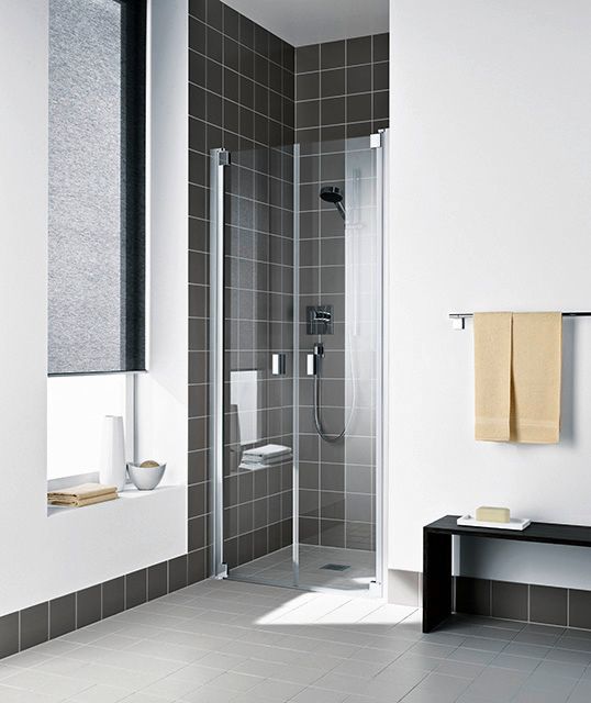 Kermi Pendeltür Raya 93 x 185 cm, silber hochglanz, ESG SR OpacoClean, auf Duschplatz