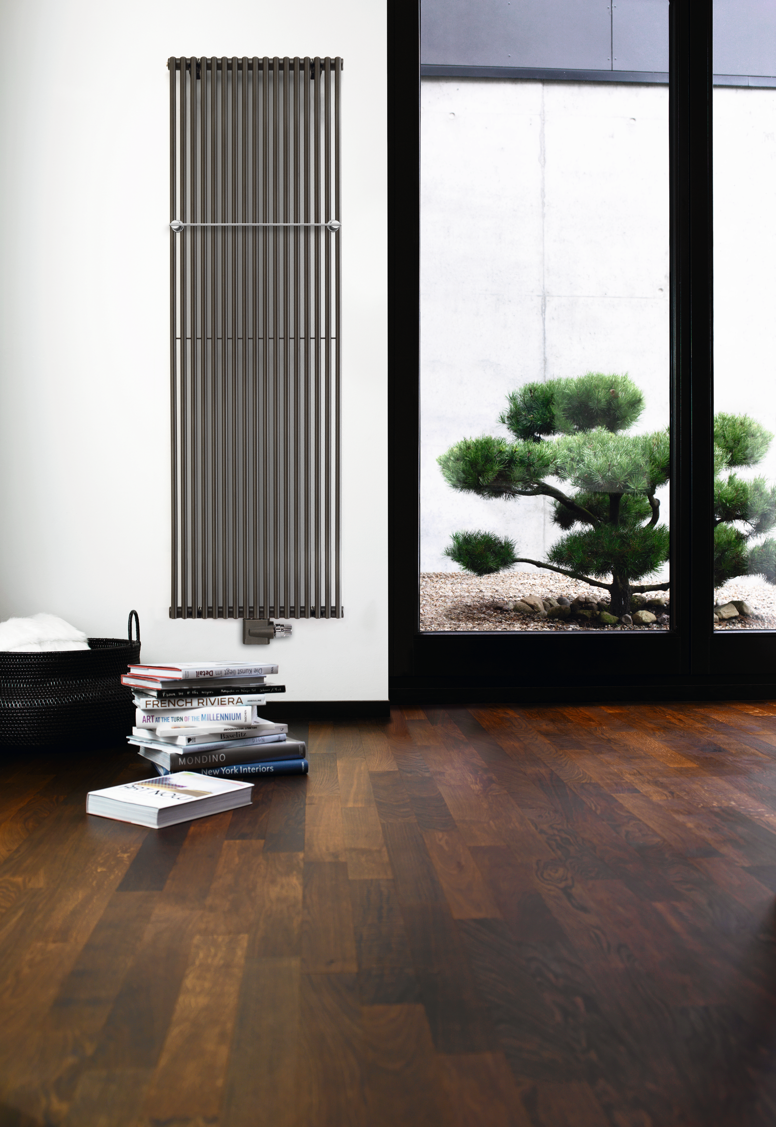 Zehnder Element-Heizkörper Kleo BH 1200 mm, BL 1157 mm, Bautiefe 72mm, AB V002