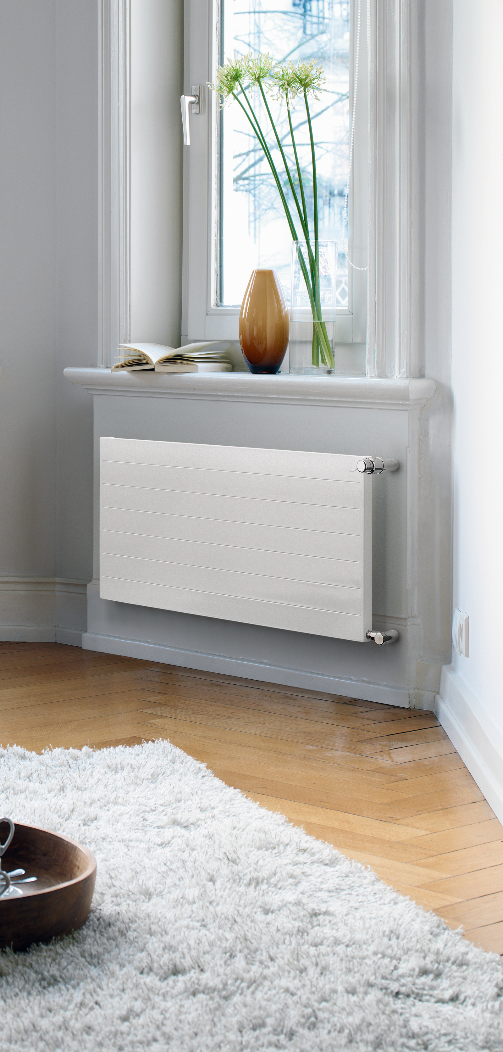 Zehnder Heizwand Radiapanel HL BH 420 mm, BL 1700 mm, Bautiefe 63mm, AB 1270, horizontal