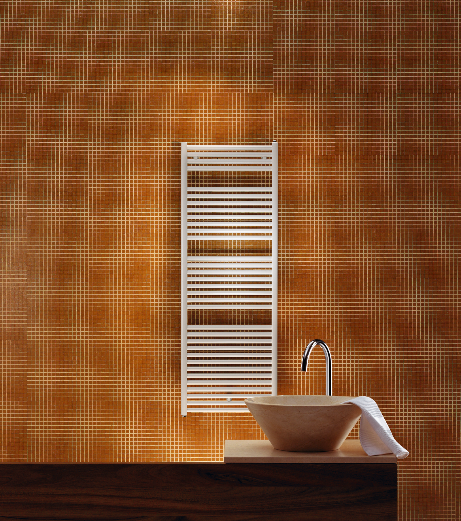 Zehnder Design-Heizkörper toga TO-070-050, 716 x 500 mm, weiß Quartz